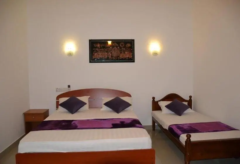 Perhesviitti, Yala River Face Inn