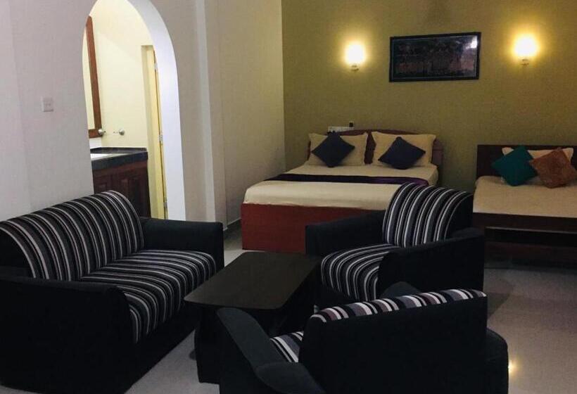 패밀리 스위트, Yala River Face Inn