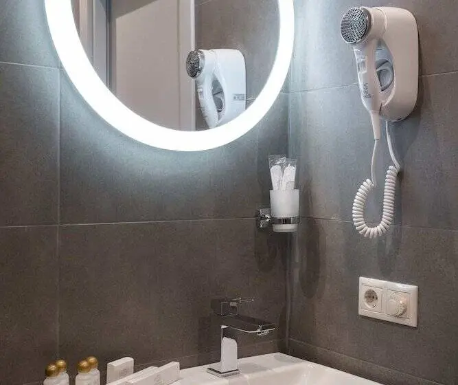 اتاق کلاس بیزنس, Minima Hotel Belorusskaya