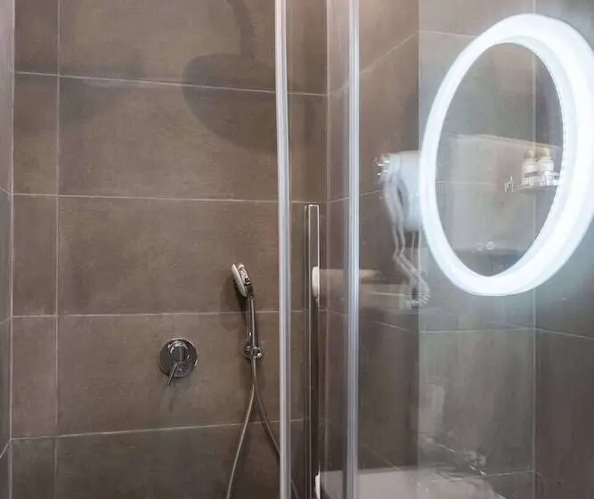 اتاق استاندارد یک نفره, Minima Hotel Belorusskaya