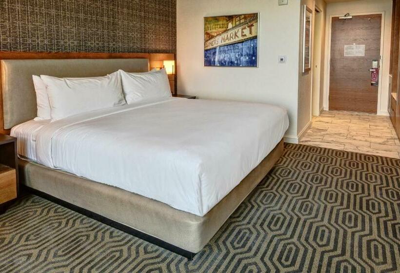 身障者適用キングサイズベッドルーム, Hilton Franklin Cool Springs