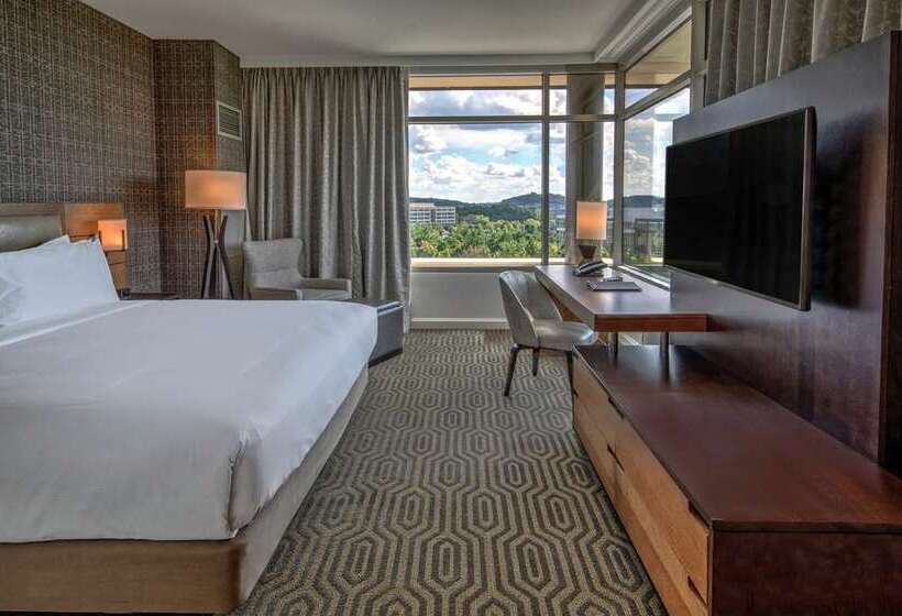 キングサイズベッドのスタンダードルーム, Hilton Franklin Cool Springs