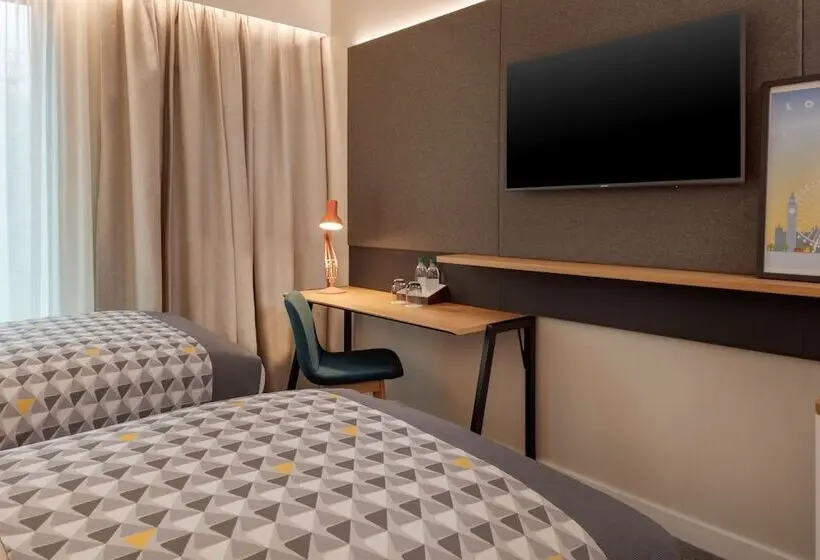 اتاق استاندارد, Holiday Inn London Heathrow Bath Road, An Ihg