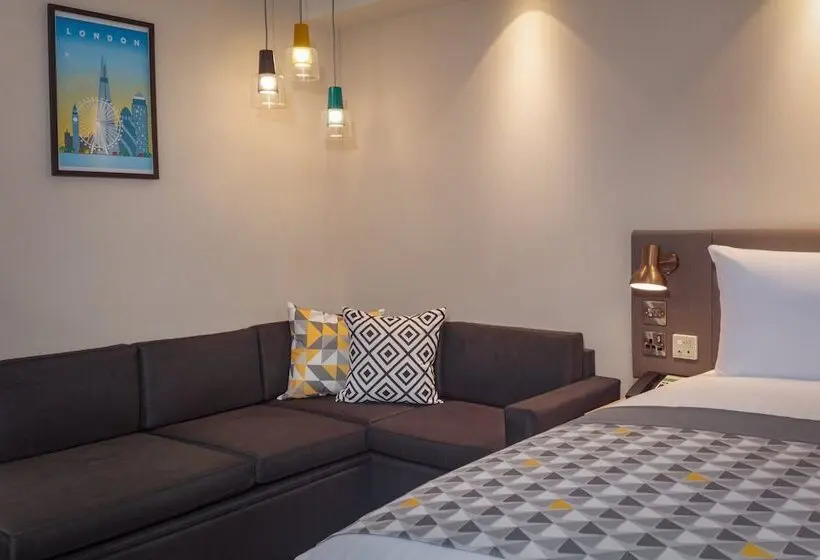 اتاق استاندارد, Holiday Inn London Heathrow Bath Road, An Ihg