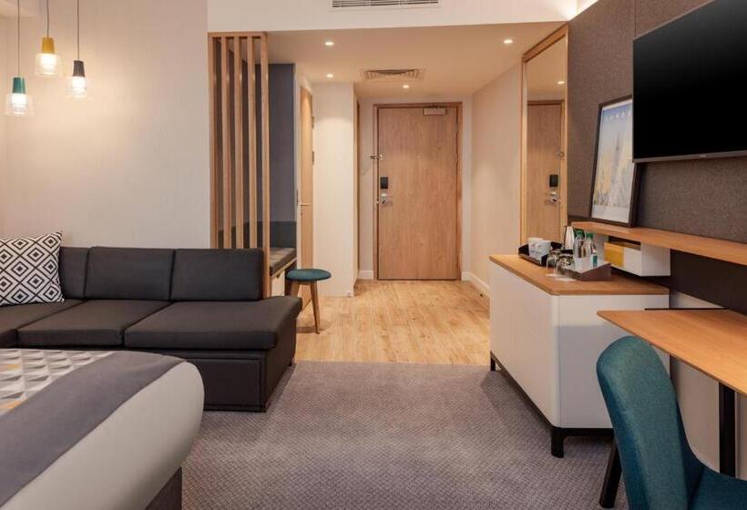 Номер Deluxe Кровать Кинг, Holiday Inn London Heathrow   Bath Road, An Ihg