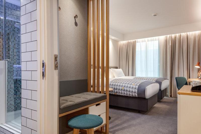 Номер Стандарт, Holiday Inn London Heathrow   Bath Road, An Ihg