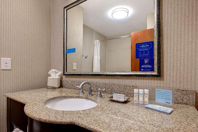 جناح لذوى الاحتياجات الخاصة, Home2 Suites By Hilton Woodbridge Potomac Mills