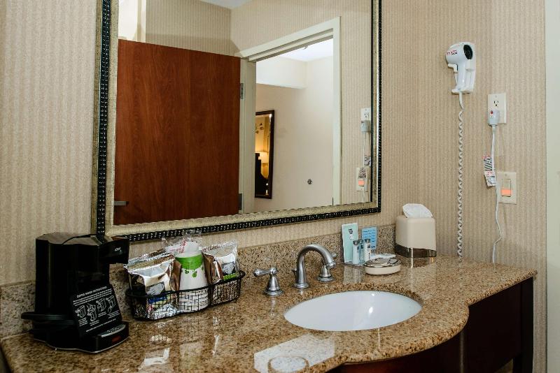جناح لذوى الاحتياجات الخاصة, Home2 Suites By Hilton Woodbridge Potomac Mills