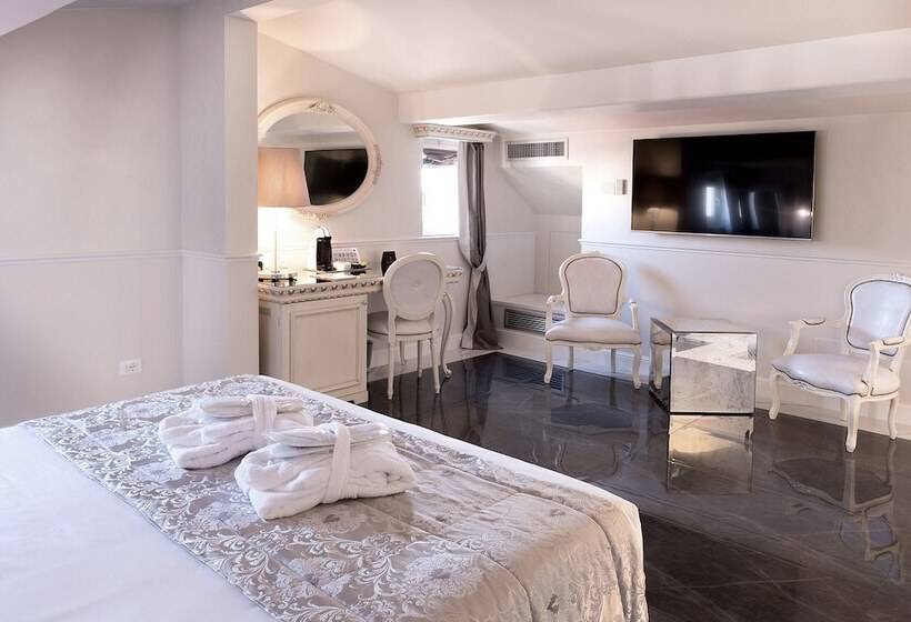 سوییت اجرایی, The Moon Boutique Hotel & Spa