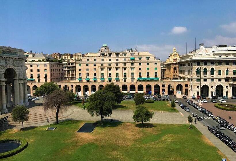 اتاق استاندارد چهارنفره با سرویس بهداشتی مشترک, B&b Piazza Della Vittoria