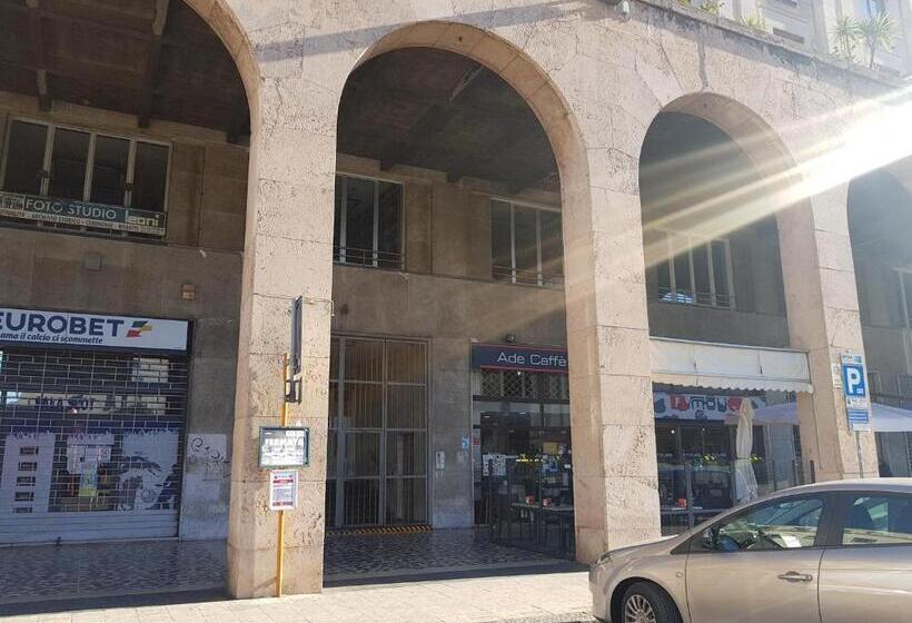 اتاق استاندارد چهارنفره با سرویس بهداشتی مشترک, B&b Piazza Della Vittoria