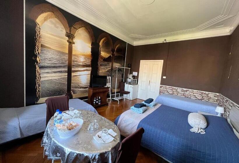 اتاق استاندارد چهارنفره با سرویس بهداشتی مشترک, B&b Piazza Della Vittoria