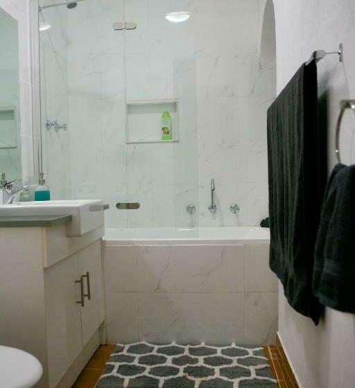 اتاق استاندارد, Breakaway Views 374 Alp St