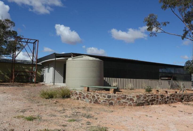 خانه 3 خوابه, Breakaway Views 374 Alp St