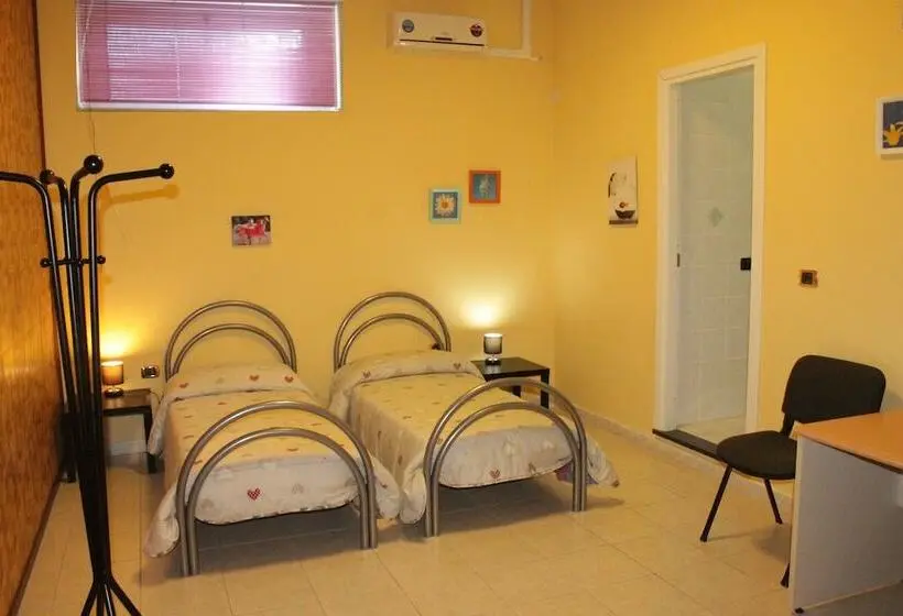 スタンダードトリプルルーム, Sassari   Copenaghen House   Zona Ospedale