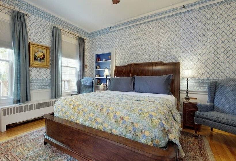 스탠다드 룸 킹사이즈 침대, Holbrook House