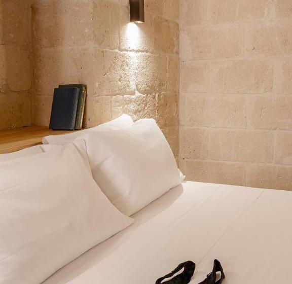 سوییت جونیور لوکس, Hydria Rooms