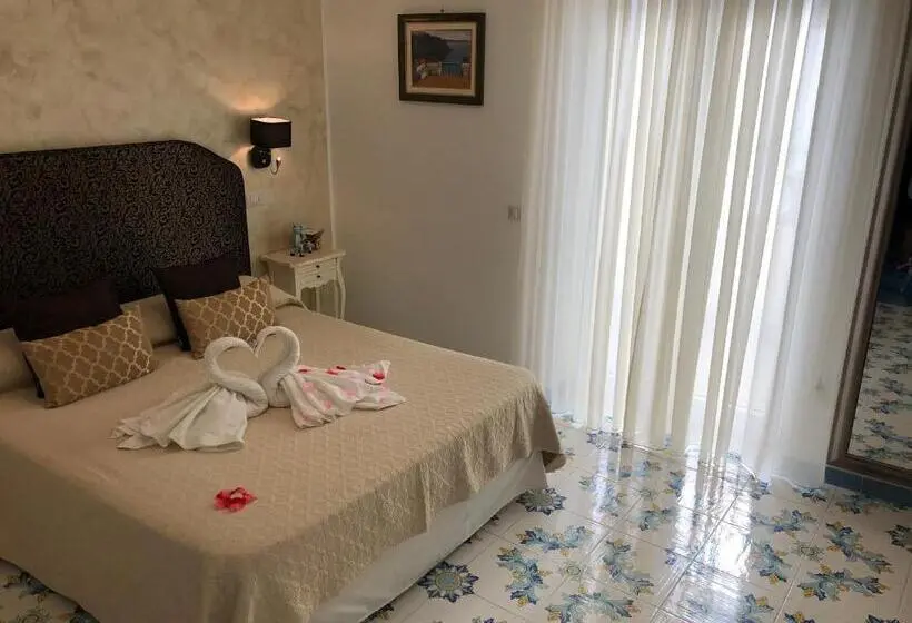 اتاق استاندارد اینتریور, Nonno Francesco B&b