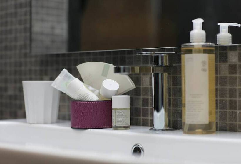 Standard Szoba, Palazzo Grillo