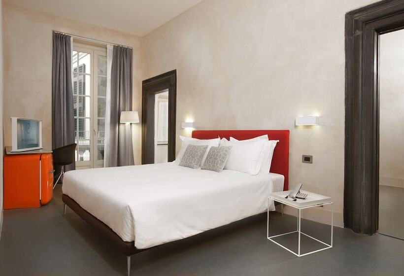 Standard Szoba, Palazzo Grillo