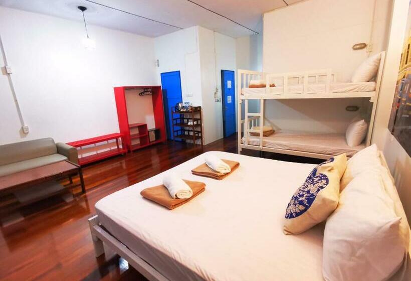 패밀리 룸, Phuket Old Town Hostel