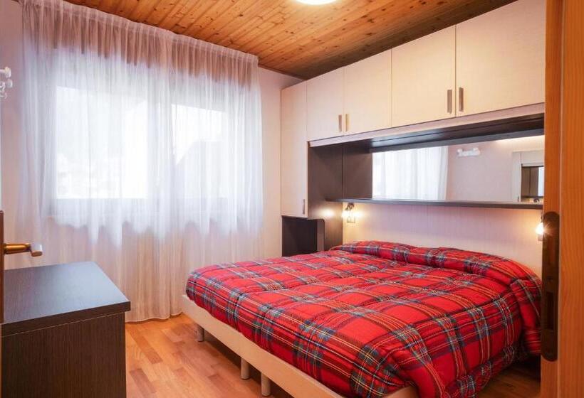 דירת חדר, Residence Viola