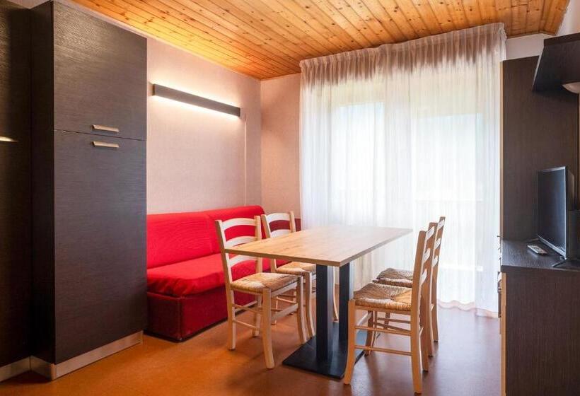 דירת חדר, Residence Viola