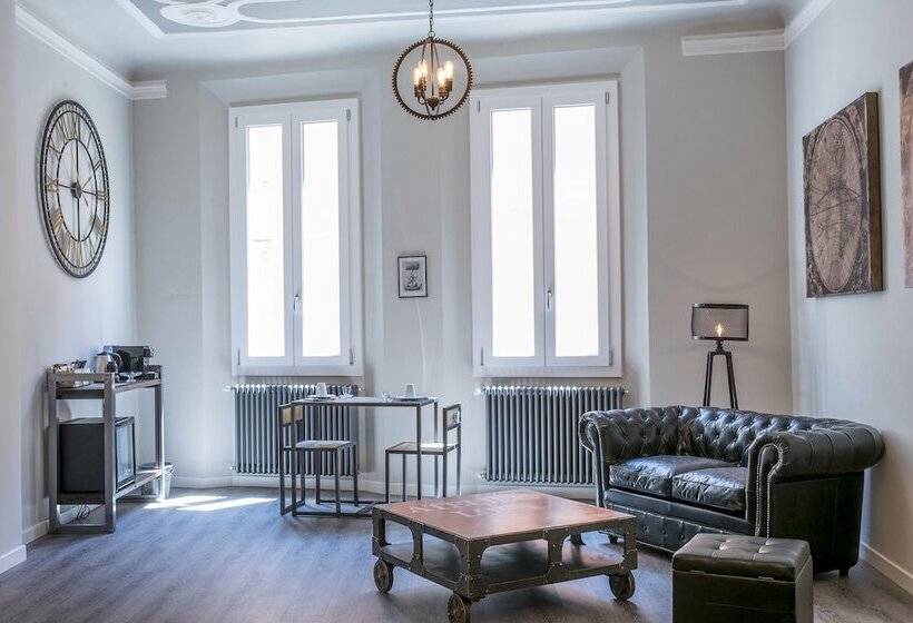 Suite Superior, Steam House Room & Breakfast