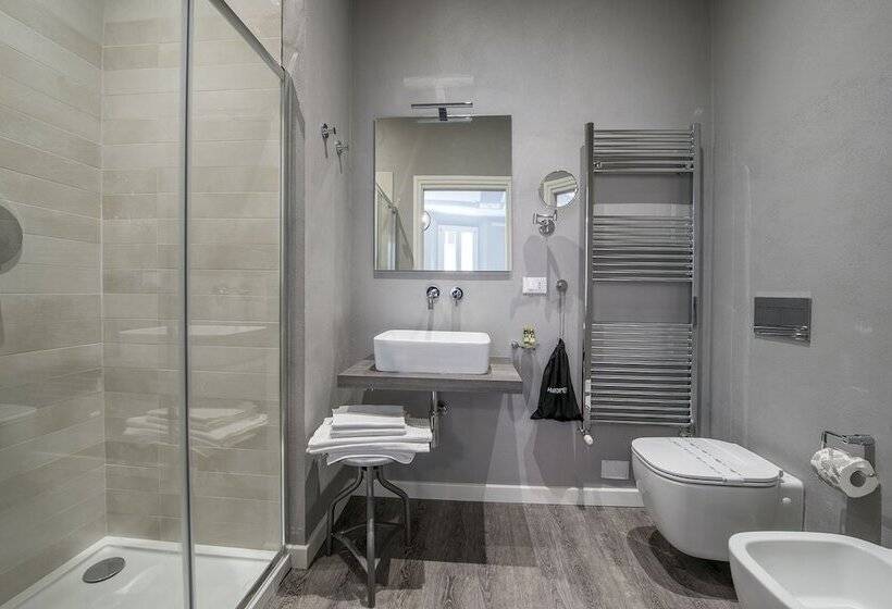 Suit Deluxe, Steam House Room & Breakfast