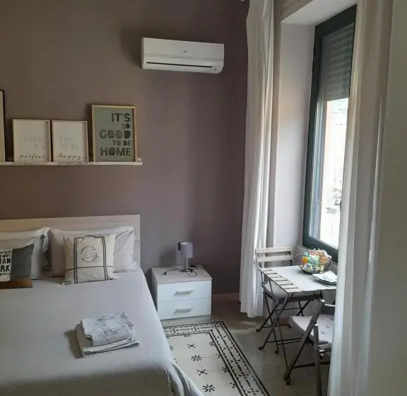 اتاق استاندارد با تخت بزرگ, Lavilletta B&b