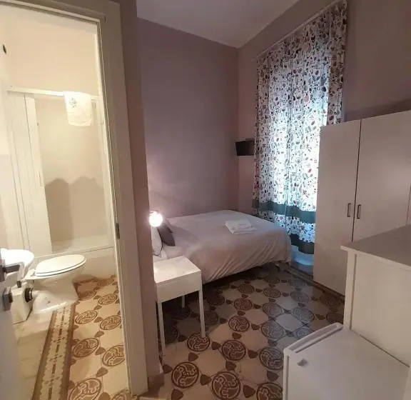اتاق اکونومی یک تخته, Lavilletta B&b