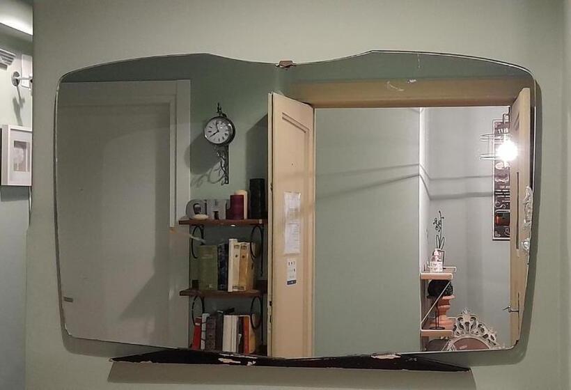 اتاق اکونومی یک تخته, Lavilletta B&b