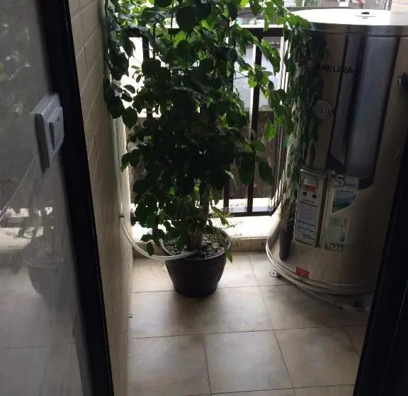 اتاق استاندارد, Luo Dong Traveler B&b