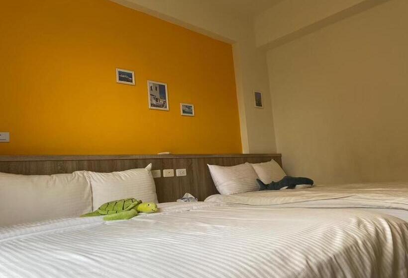 اتاق استاندارد چهار تخته, Luo Dong Traveler B&b