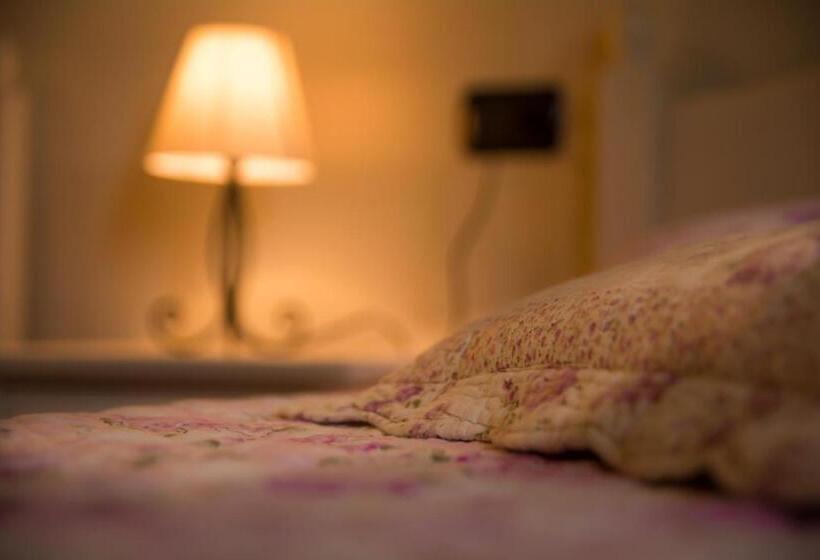 חדר סטנדרט, Al Colle