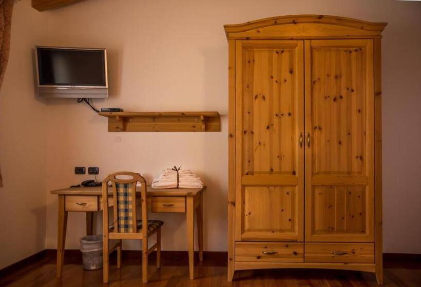 חדר סטנדרט, Al Colle