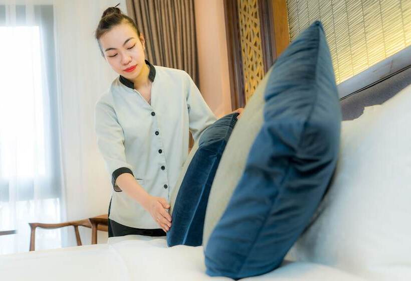 اتاق استاندارد, Conifer Grand