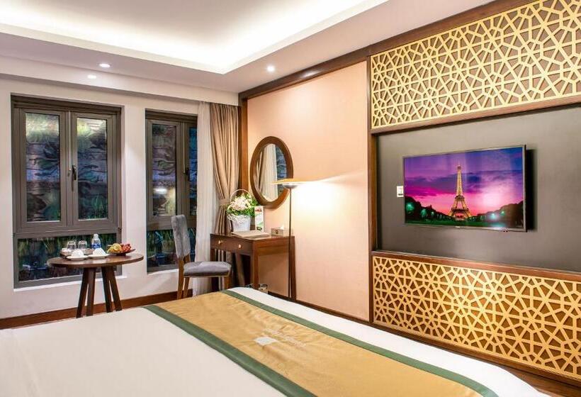 اتاق استاندارد, Conifer Grand