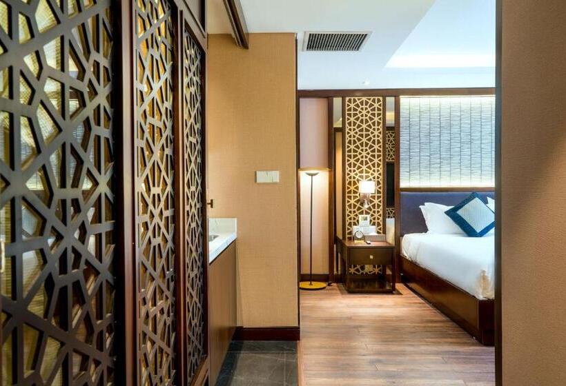 اتاق سوپریور با تخت بزرگ, Conifer Grand