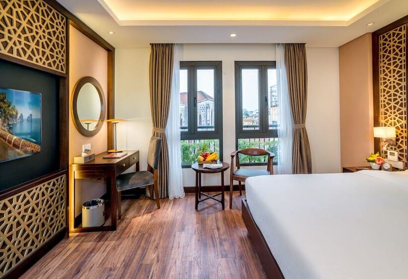 اتاق لوکس, Conifer Grand