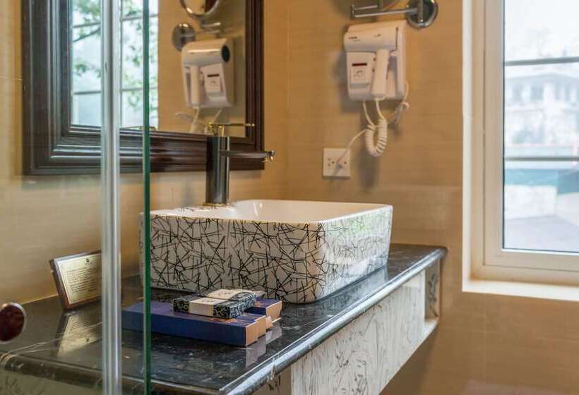 اتاق لوکس خانوادگی, Eden Boutique Hotel & Spa