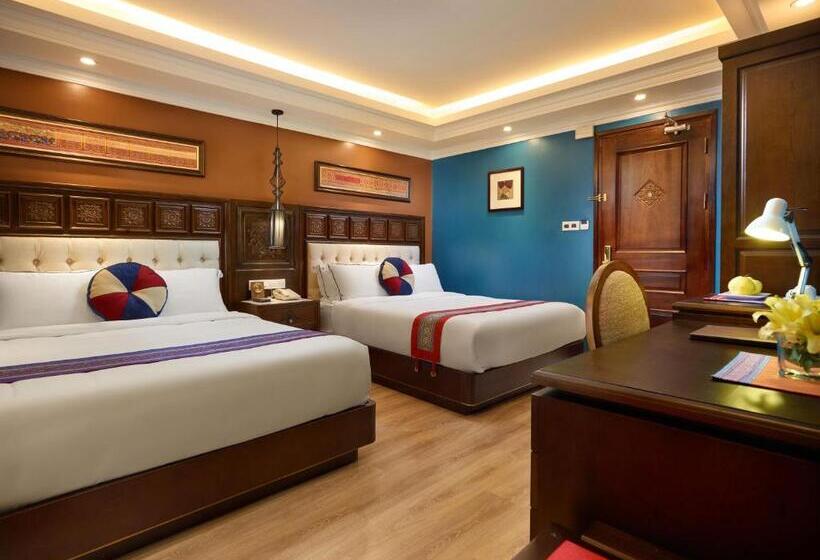 اتاق خانوادگی تودرتو, Eden Boutique Hotel & Spa