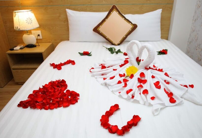 اتاق سوپریور, Hang Nga