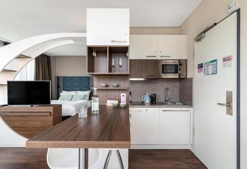 سوییت لوکس, Numa I Fore Rooms & Apartments