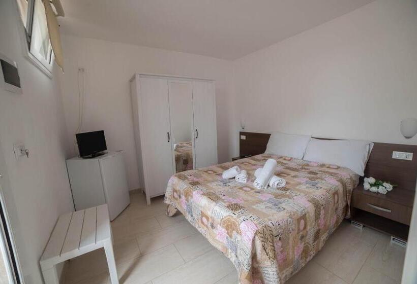 エコノミールーム, Villa Lara