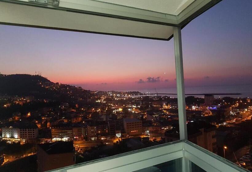 استودیو استاندارد با تراس, Nuralp Apart Otel