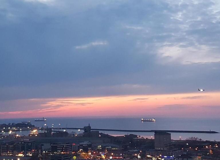 اتاق خانوادگی, Nuralp Apart Otel