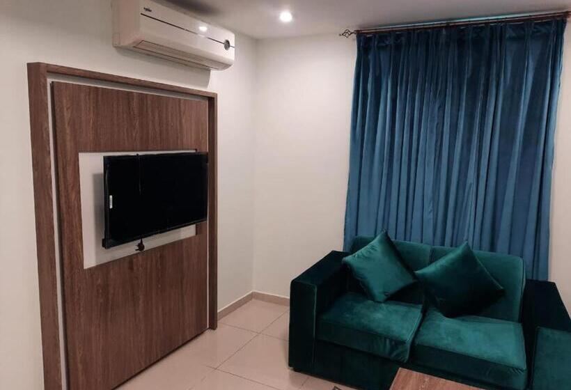 חדר סטנדרט יחיד מותאם לאדם עם מוגבלויות, فندق سمأ الرفاع 2