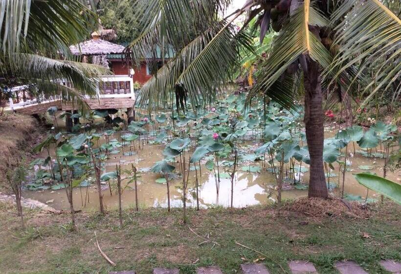 Номер Стандарт 2 Двуспальные Кровати, Himawari Restaurant & Cottage