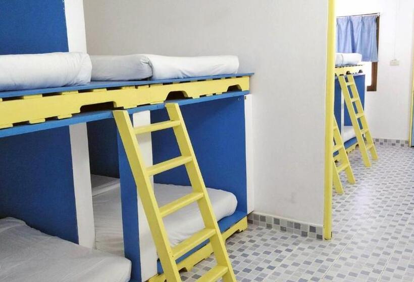 غرفة عائلية, Hua Hin Night Market Hostel